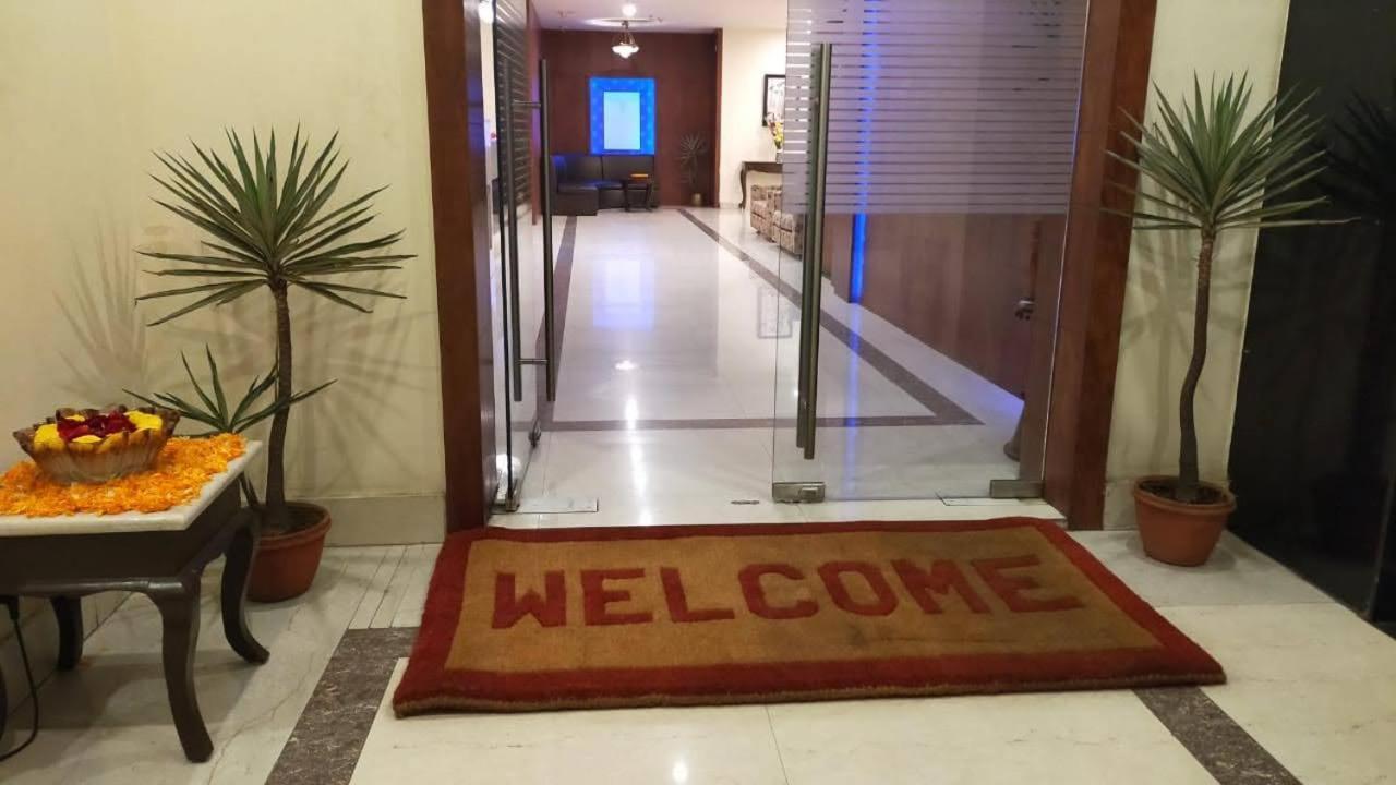 Ojas Hotel & Resort Durgāpur Extérieur photo