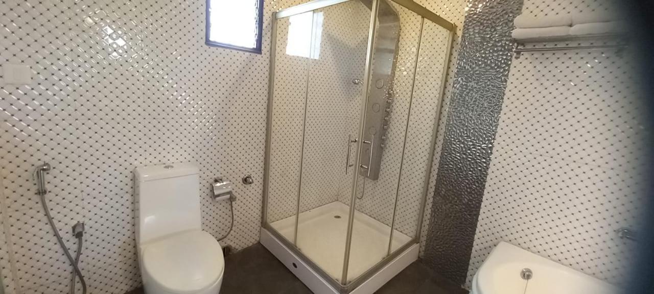 Ojas Hotel & Resort Durgāpur Extérieur photo