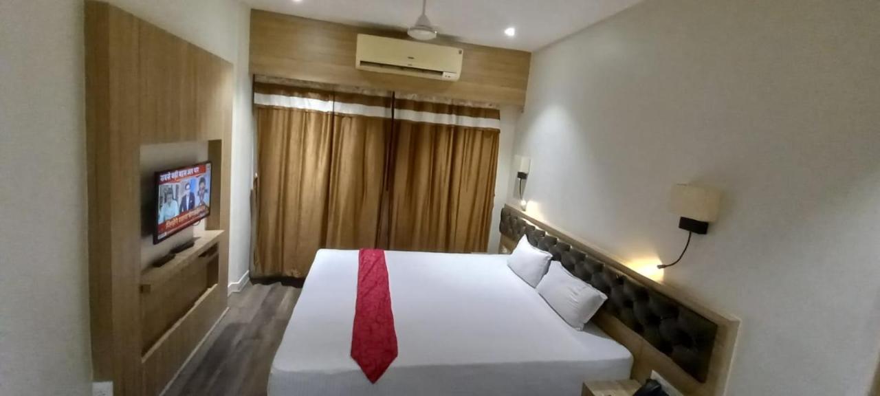 Ojas Hotel & Resort Durgāpur Extérieur photo
