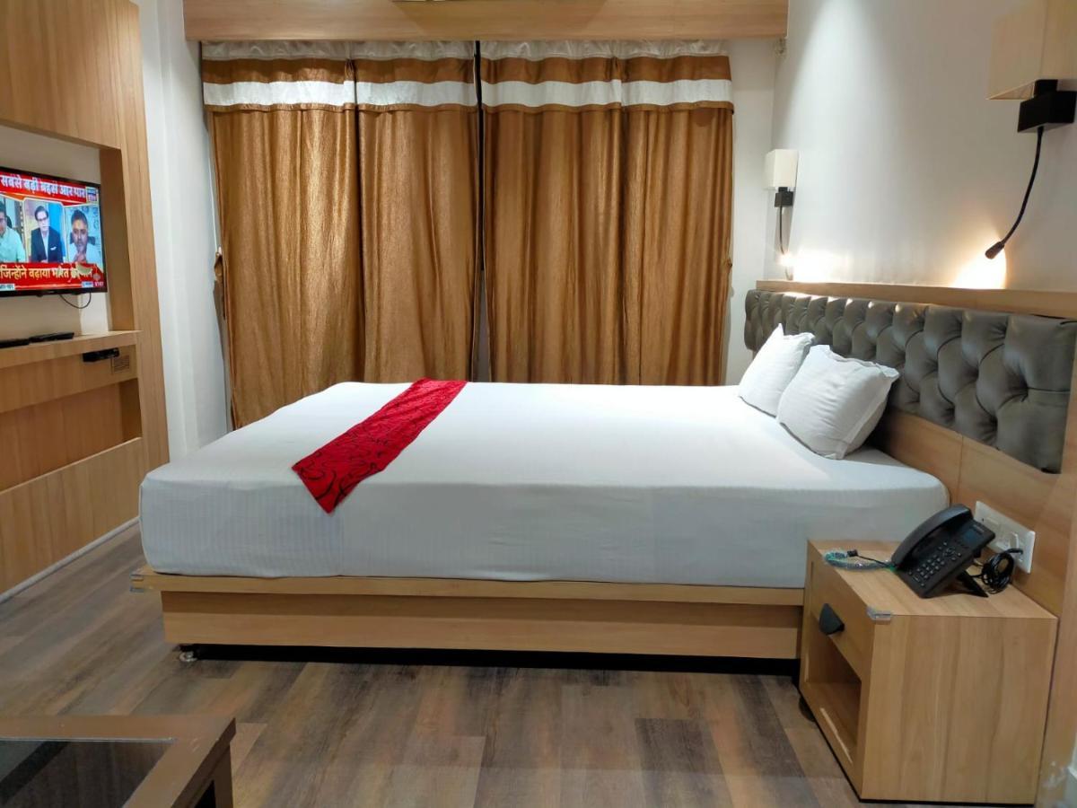 Ojas Hotel & Resort Durgāpur Extérieur photo