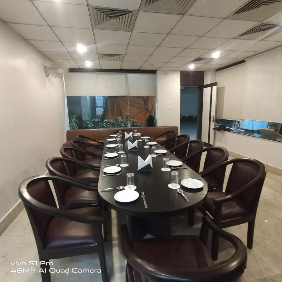 Ojas Hotel & Resort Durgāpur Extérieur photo